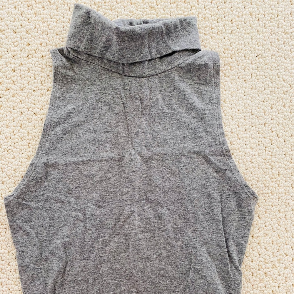 Sleeveless top